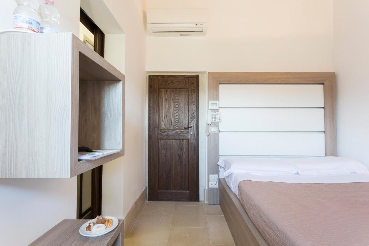 Antico Convento Dei Cappuccini Hotel Ragusa Luaran gambar